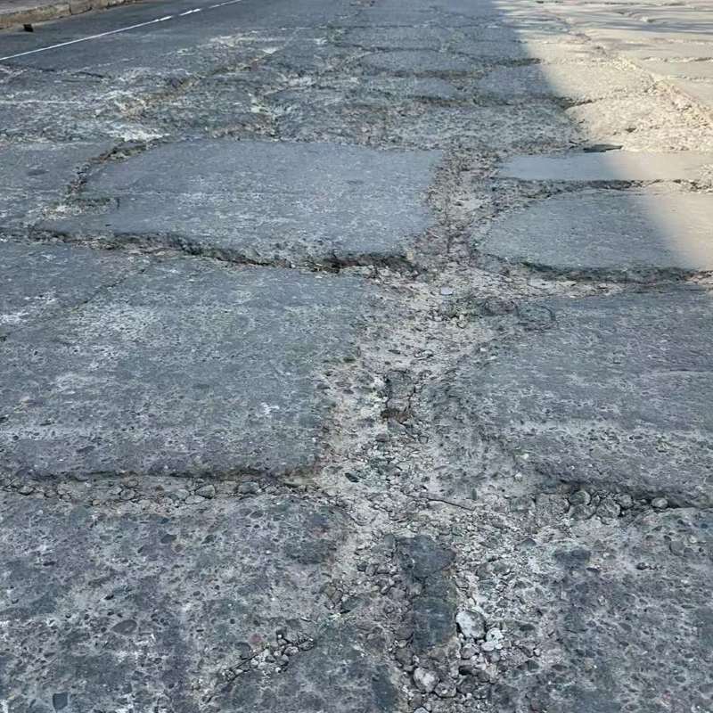 易门路面起砂露石子修补料